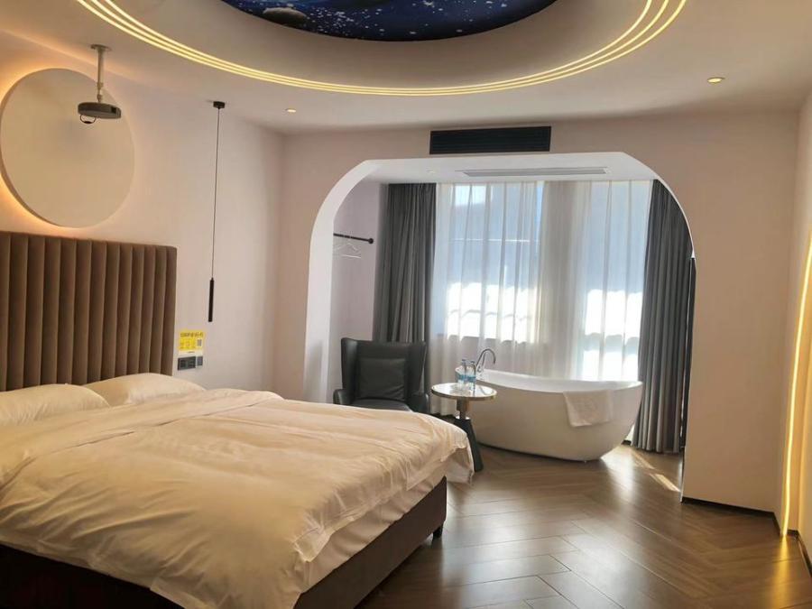 君臨國際（青和購物中心）法拍房A、B棟1619號