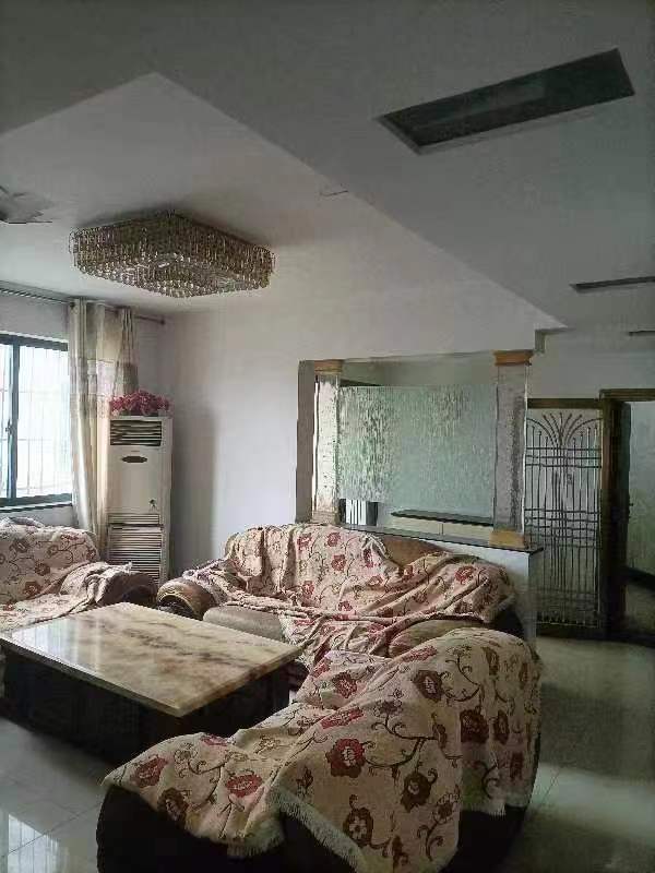 華天LOHO小鎮(zhèn)法拍房1棟2809、2810號