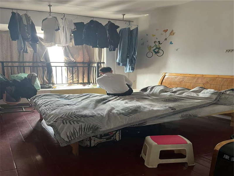 金典商務(wù)中心法拍房1、2、3、4棟617號(hào)