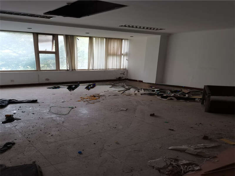 梓園路428號(hào)法拍房1棟303房，304房，305房