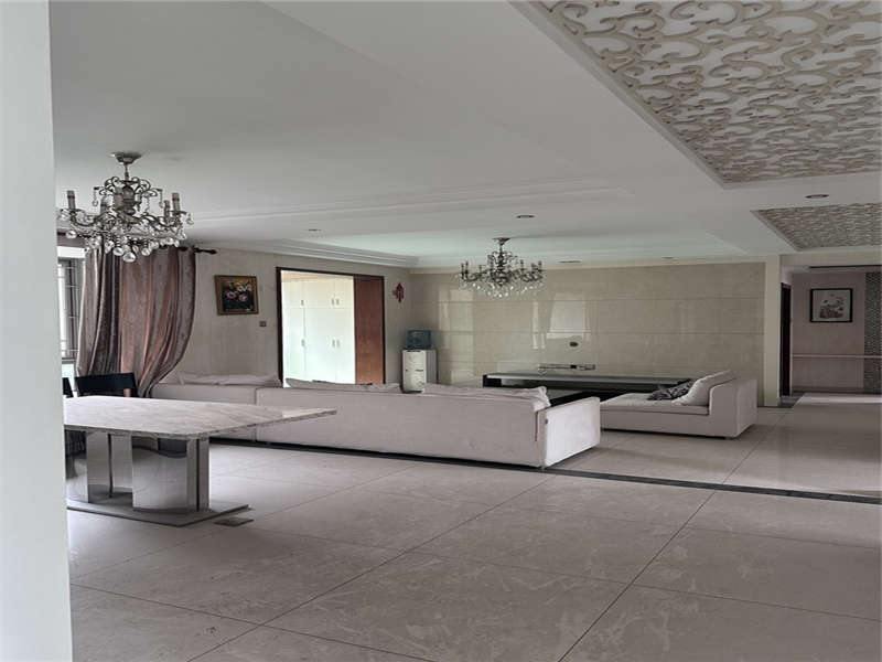 新城新世界法拍房D5棟801、802