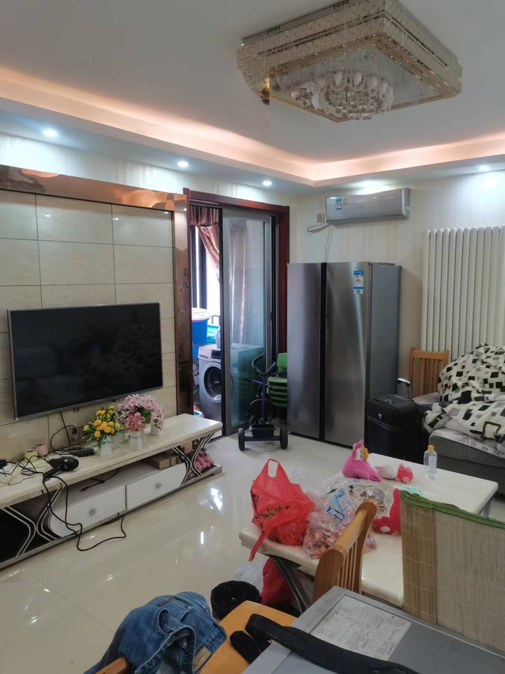 怡海星城法拍房三期西組團1棟1502號（雙學(xué)區(qū)）