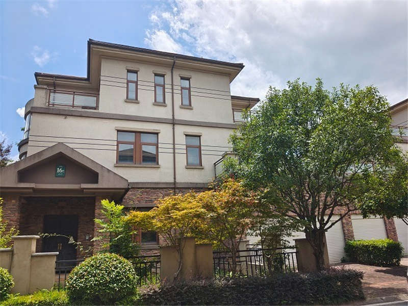 昆侖和府法拍房16棟102號（別墅）