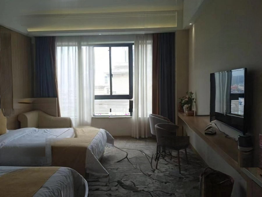 湖南華隆（火焰開發(fā)區(qū)二片）法拍房1棟714號