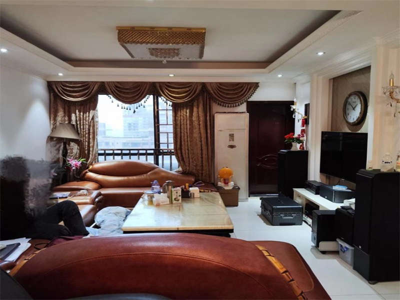 和莊公寓法拍房A區(qū)2、3號棟2412號